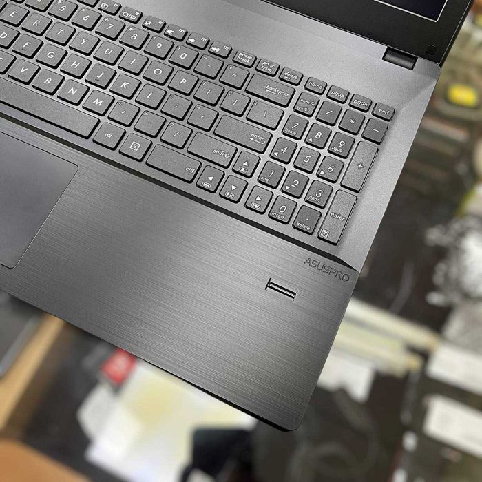 Ноутбук ASUS PRO P2540U|i7-8550U•8RAM•SSD256•MX110 2GB • FullHD 15.6