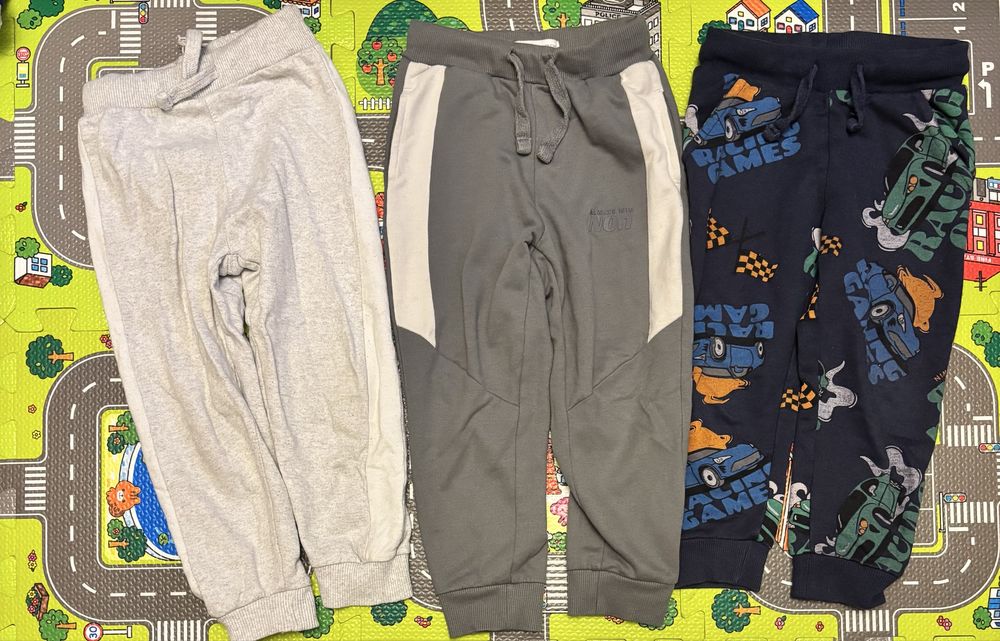 Штани на хлопчика  р 98  3 шт