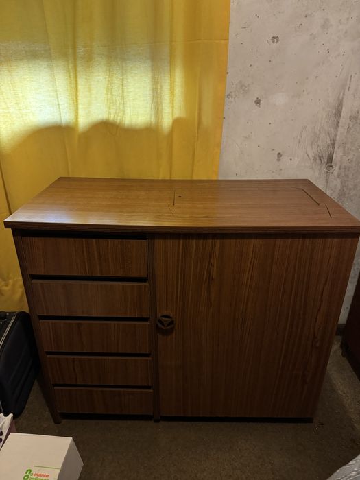 Máquina costura Oliva