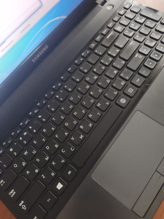 Ноутбук Samaung чудовий стан