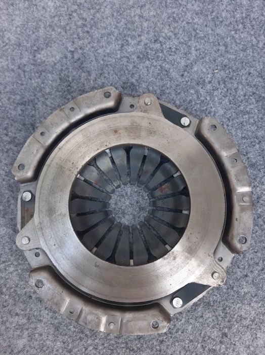 Продам корзину щеплення Daewoo Lanos