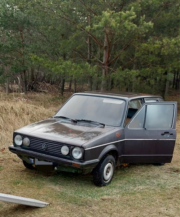 Sprzedam  Volkswagen Golf 1 1,6 disel 83r.