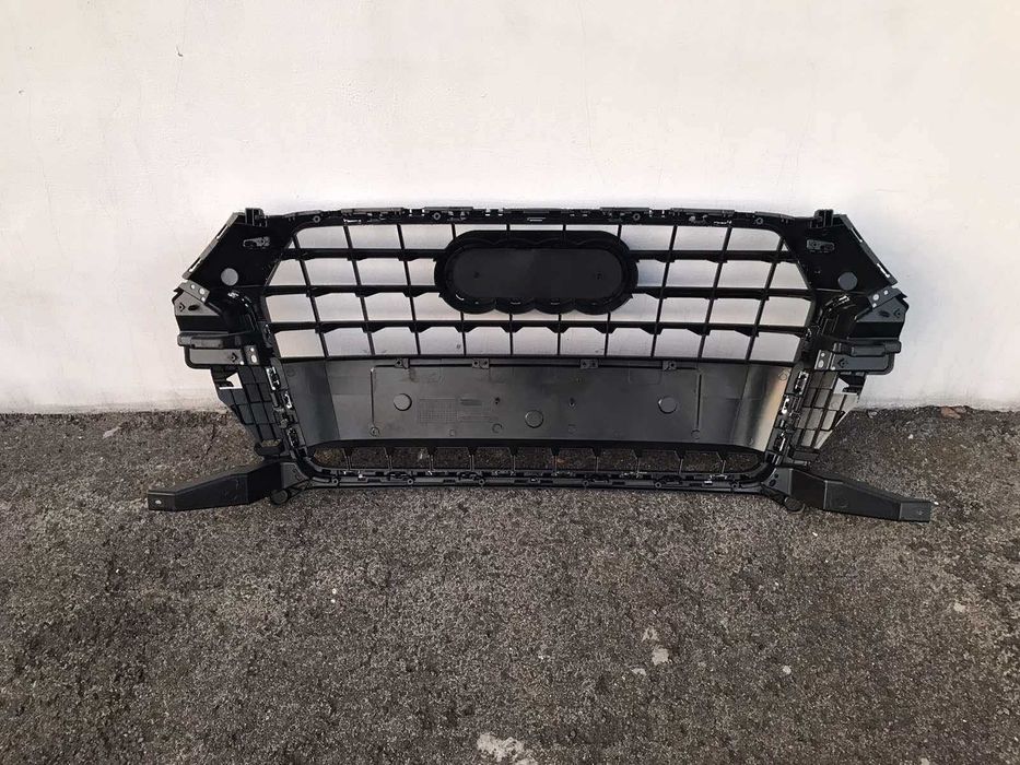 решітка радіатора AUDI Q3 (8U), 02.2015 - PAD07040A