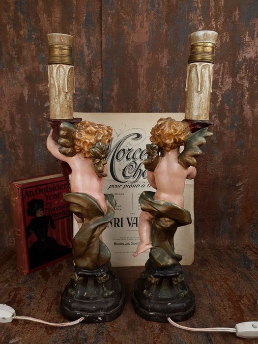 Bonitos Candeeiros de Mesa Vintage