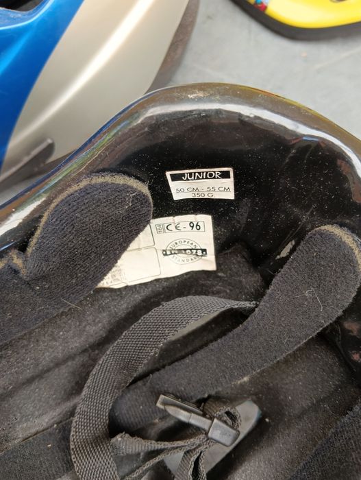 Capacete de ciclismo a 2€ cada um