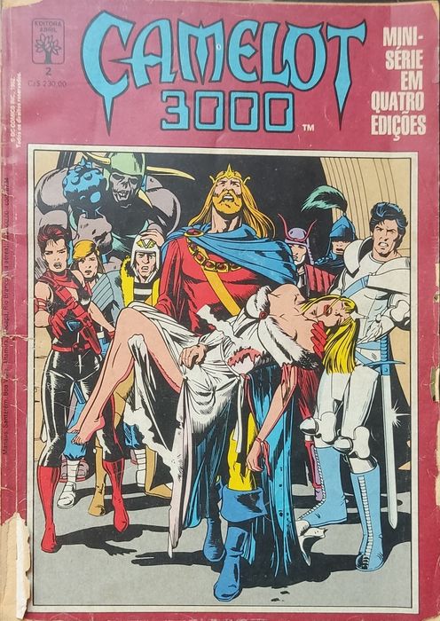 Livro banda desenhada "Camelot 3000" ®1982