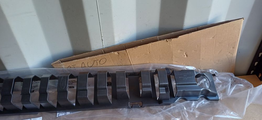 Ford Focus MK4 absorber zderzaka przód przedniego NX7B-17E898-AA NOWY OE