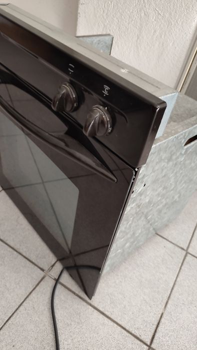 Forno Teka HT490