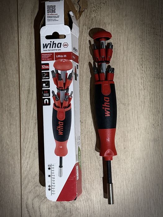 Викрутка з бітами LiftUp 25