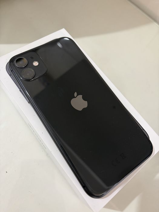 iPhone 11 64 GB Preto – Face ID avariado – bateria 75% + capas