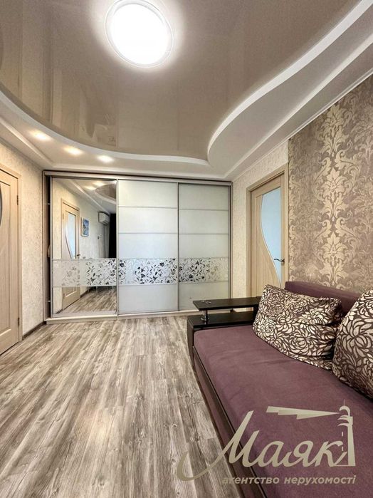 Продаж 2 кімнатної квартири Комунарський рн-ні