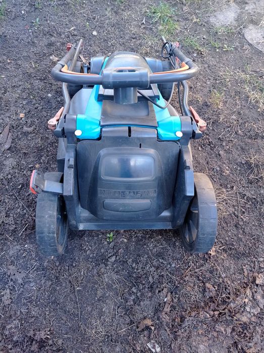 Електрична газонокосарка Gardena 42E