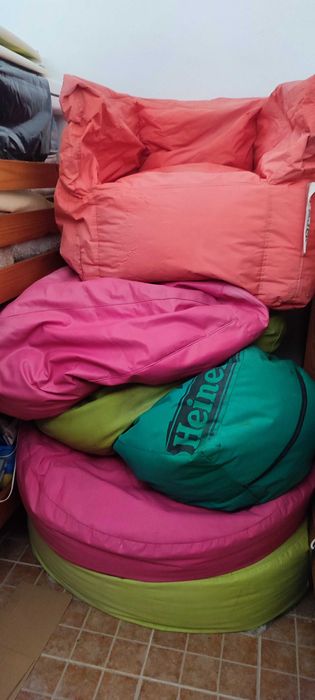 Poufs (various colors and models)64730208774018122