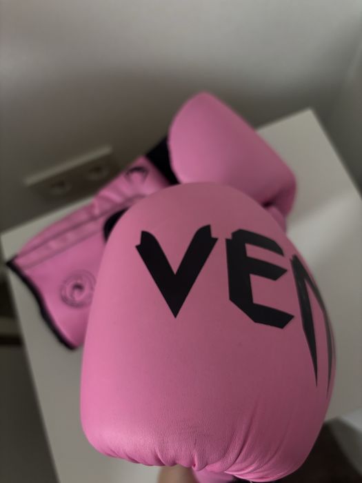 Боксерські рукавиці  venum