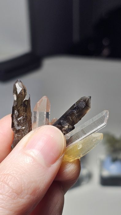 Zestaw minerałów do biżuterii: kwarc i labradoryt