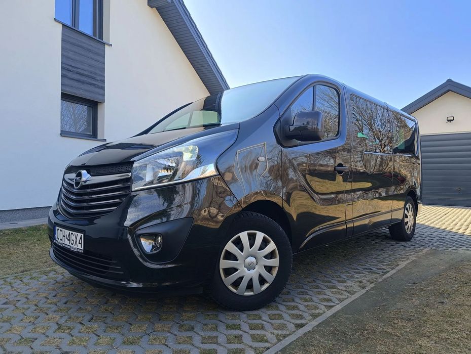 Opel Vivaro 1.6Bi-turbo  145KM, navi, kamera, czujniki, tempomat, serwis