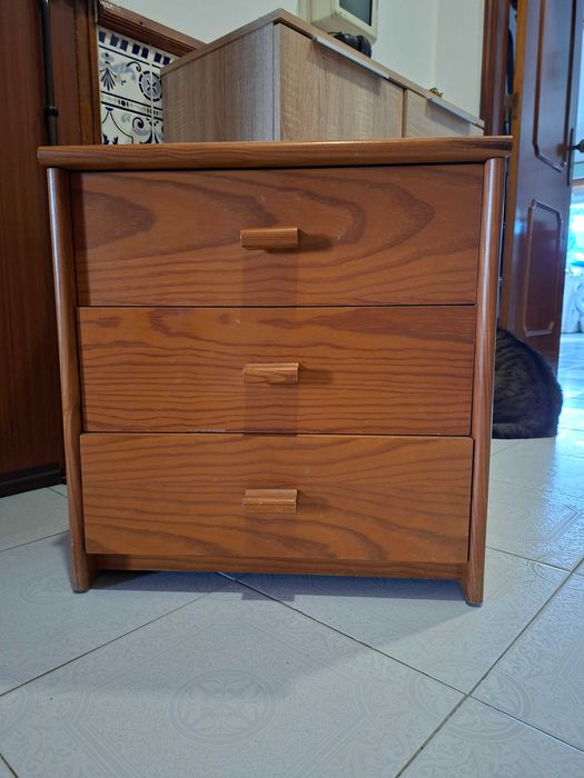 Mesa de cabeceira