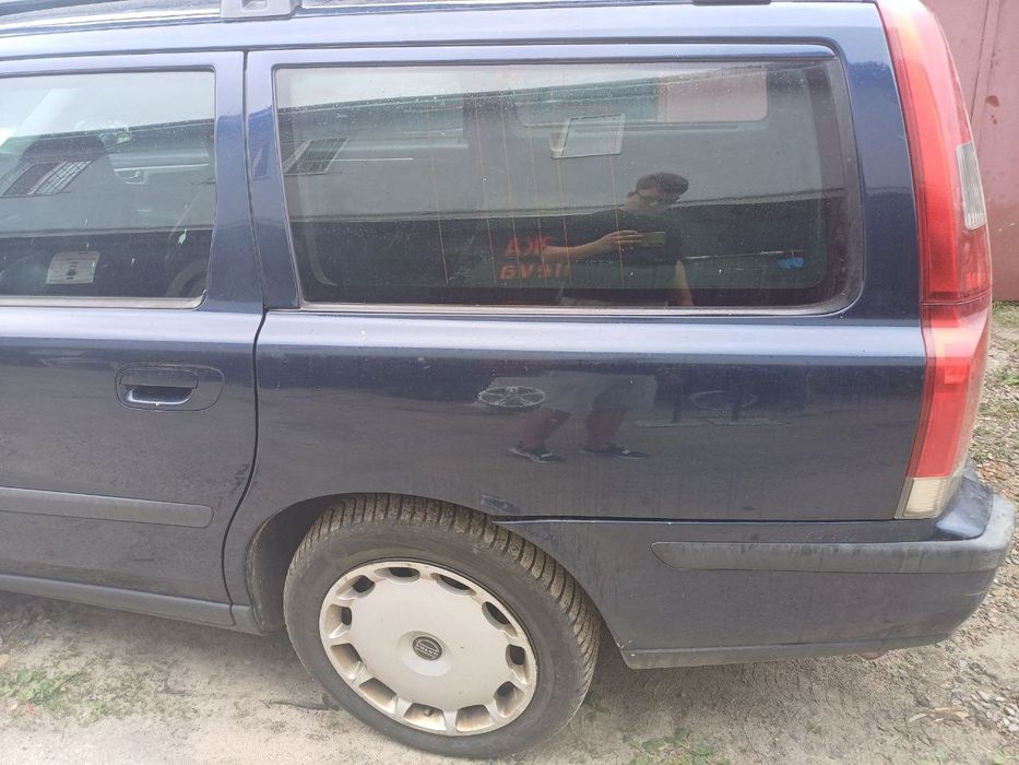 Чверть задня левая права Volvo V70 2001-2008 разборка