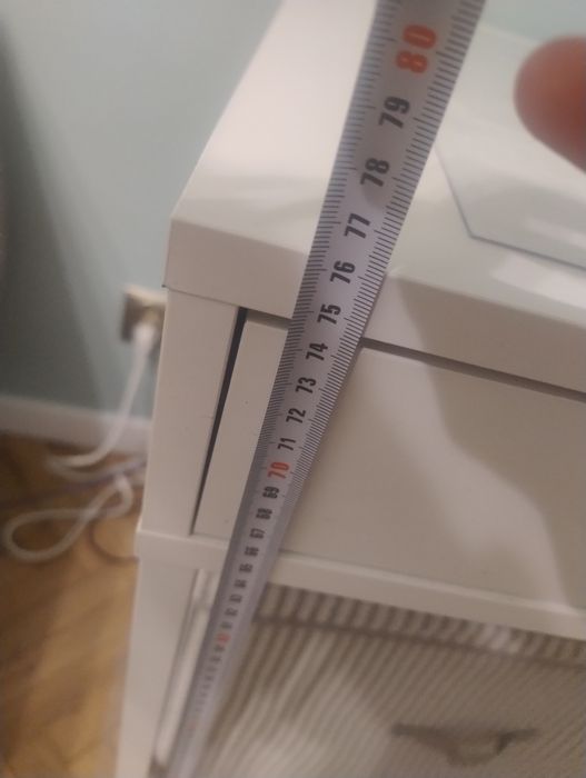 rezerwacja Biurko Ikea 130 cm x 58 cm x 75 cm