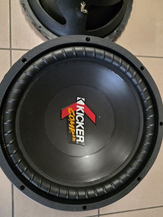 Głośnik basowy subwoofer 38cm Kicker