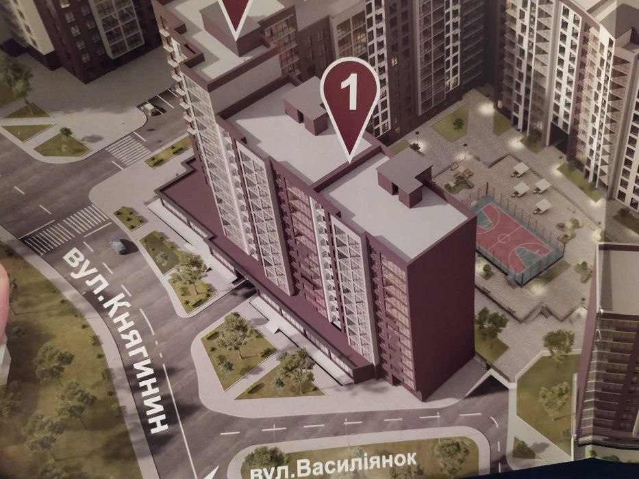 Велика! 2к., 73,3м., кухня-вітальня, ЦЕНТР, КНЯГИНИН