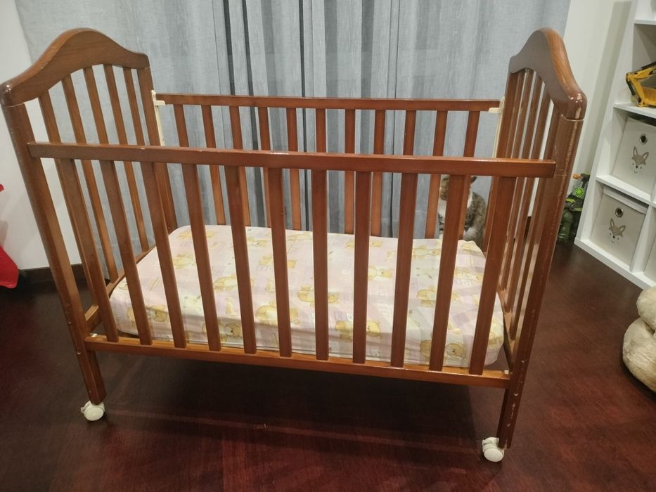 Vendo cama, berço de criança