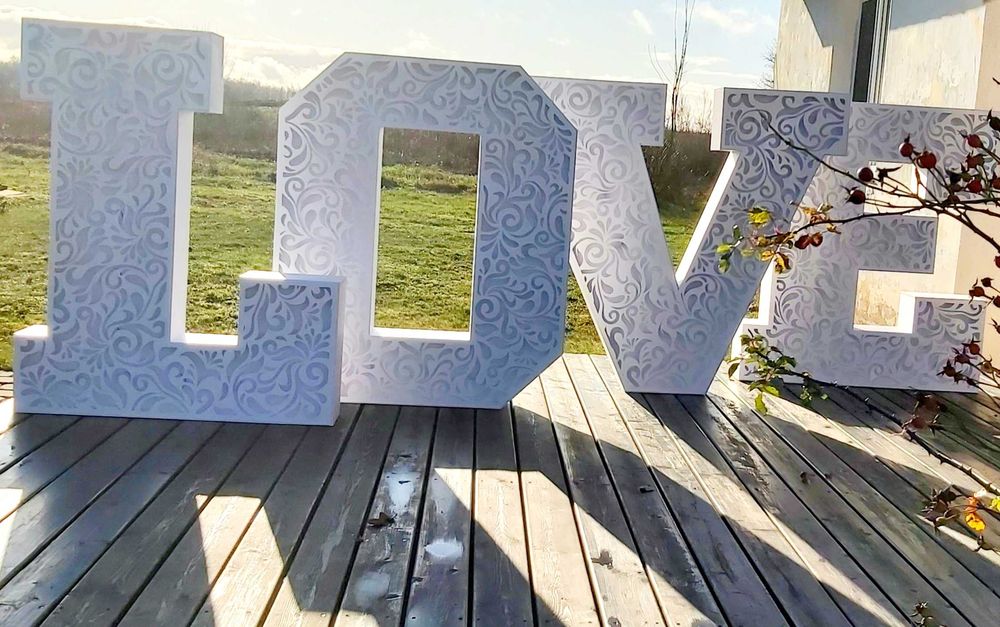 Sprzedam Napis love aż 120cm wysokości + Gratis nakładki ażurowe!