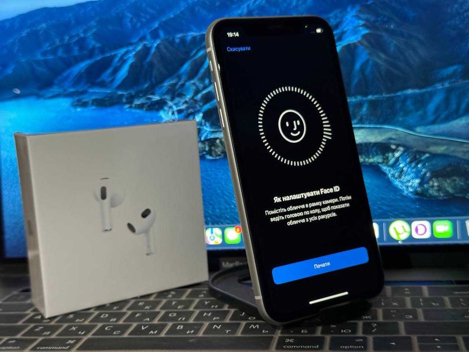 iPhone XR White Neverlock. Ідеальний стан. Комплект. На подарунок