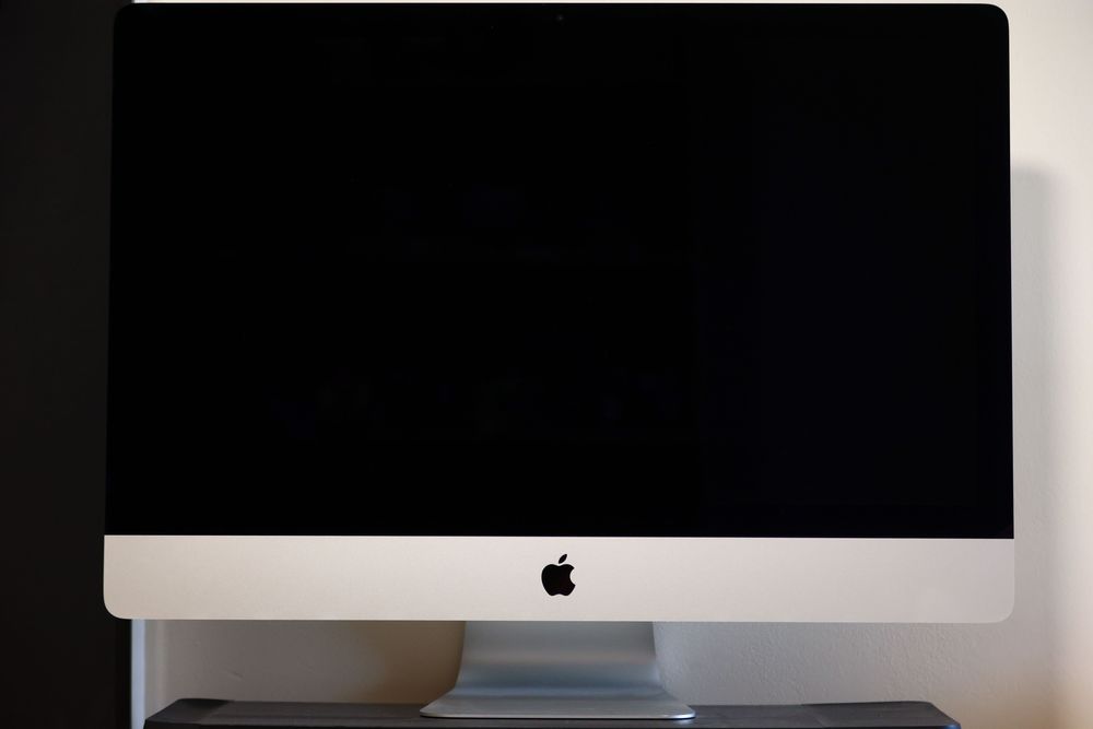iMac 27" 5K | i7 4.2GHz | 64GB RAM | 2TB SSD | Stan idealny + gratis!