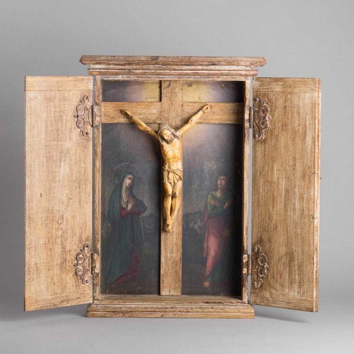 Cristo antigo com moldura