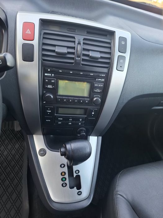 Tucson 2.7 бензин + газ