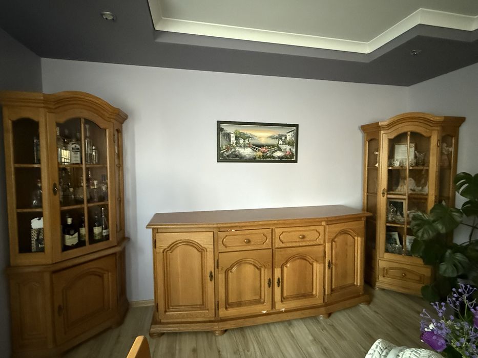 zestaw debowych mebli