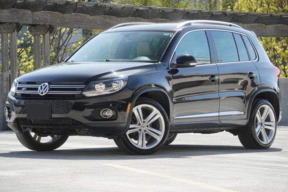 Volkswagen Tiguan      2016