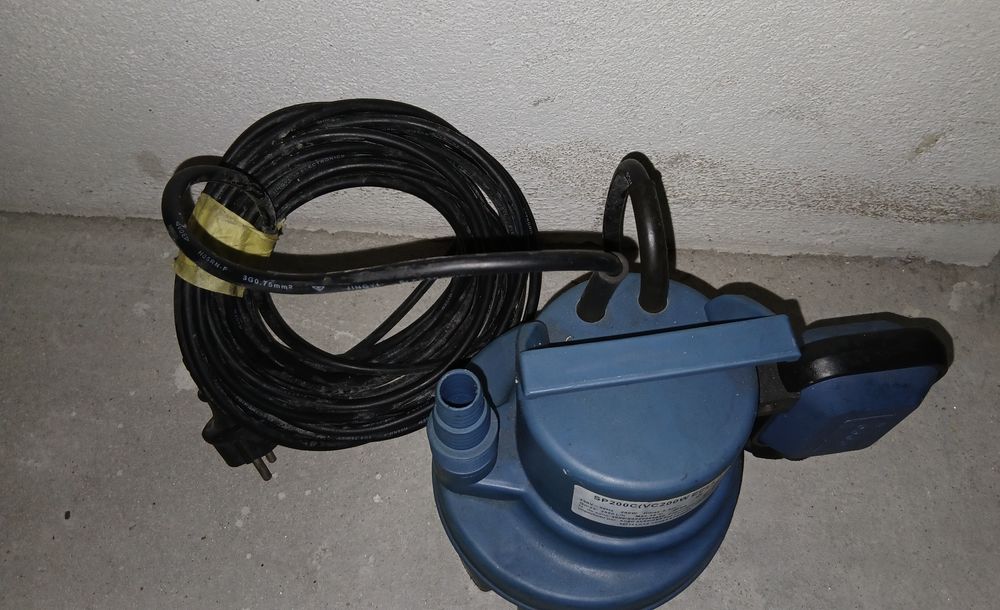 Bomba submersível para água SP200C