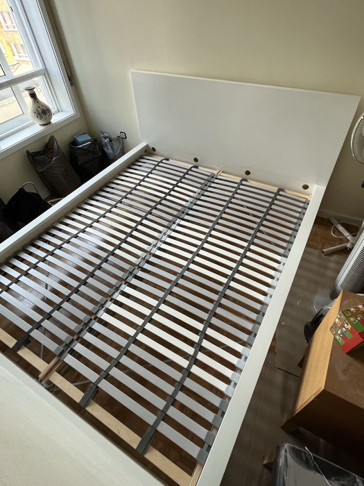 Cama de casal 160x200cm com estrado