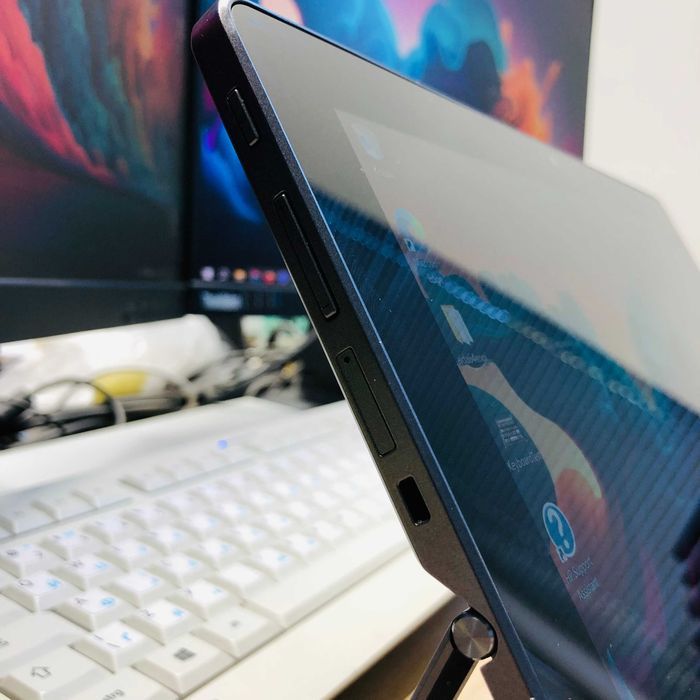 Ноутбук-планшет HP Pro x2 612 G2 i5-7Y57 • 8/256 • 2в1 • 59 шт