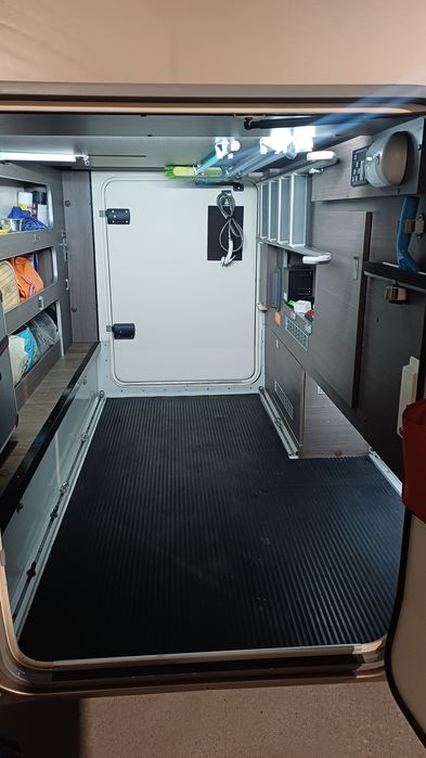 Burstner Grand Panorama I830