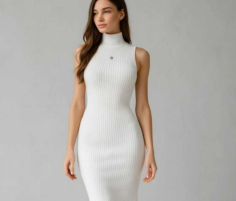 Молодежный женский вязанный костюм, облегающий, белый