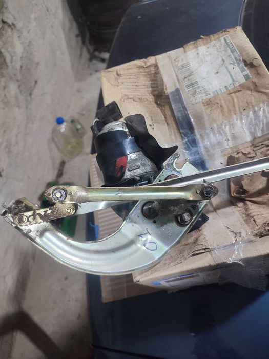 Моторчик дворників,замок зажиганія ,переключатель поворотів ВАЗ