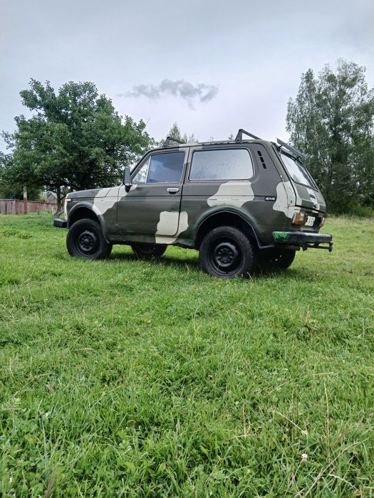 Продам ваз 2121 на ходу.