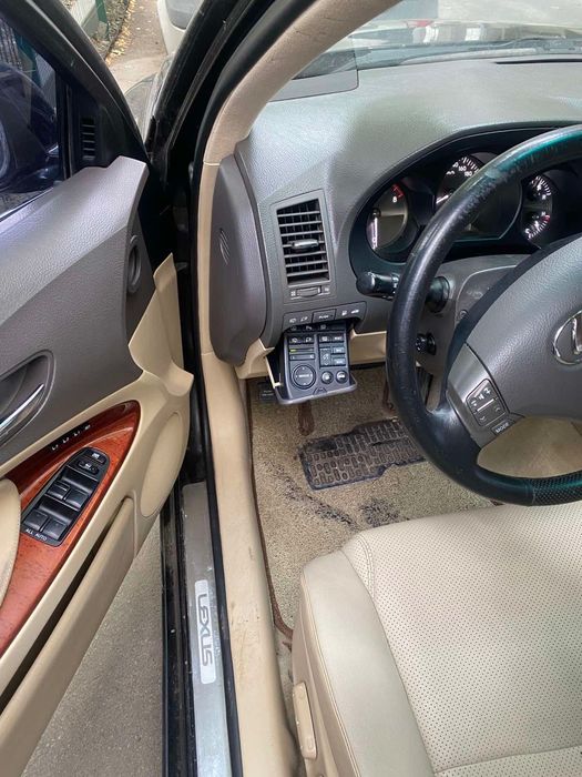 Продам Lexus GS300 -задний привод