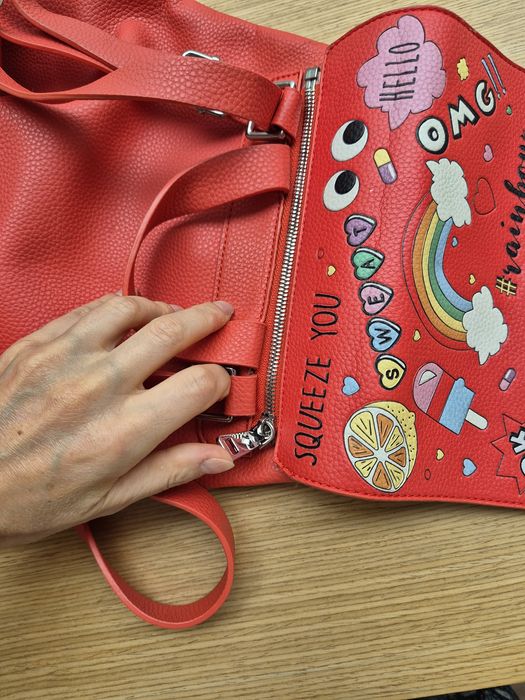 3 carteiras e mochila/saco Parfois