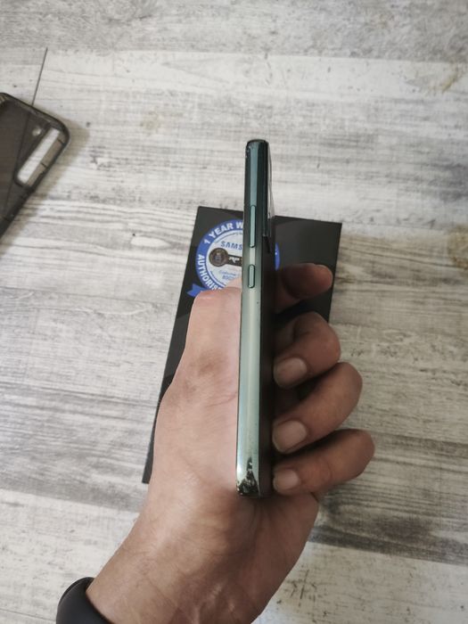 Samsung Galaxy s22, aceito troca ou retoma.