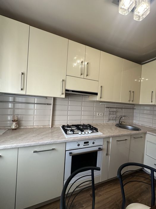 Продам 4 комнатную квартиру 80 м2, Св Рихтера ПриватБанк єВідновлення