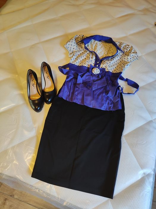 Жіночі блузки б/у  44 розміру- блузка+спідниця або блузка+штани