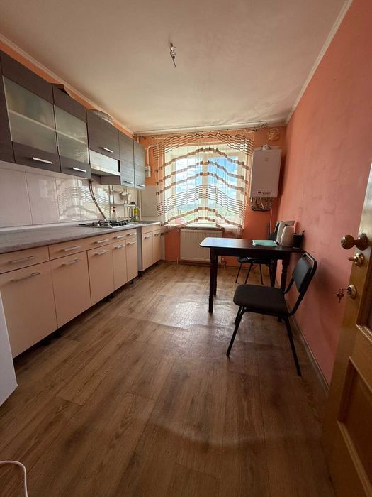 Продам 4к квартиру у м. Шаргород 8205