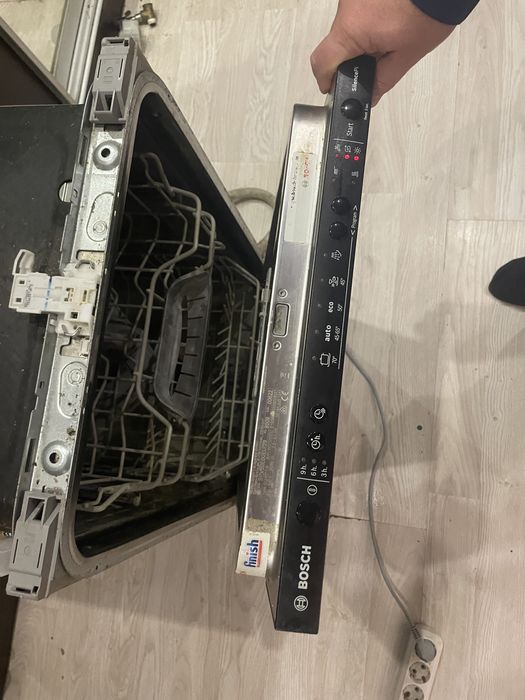 посудомоечная машина Bosch.