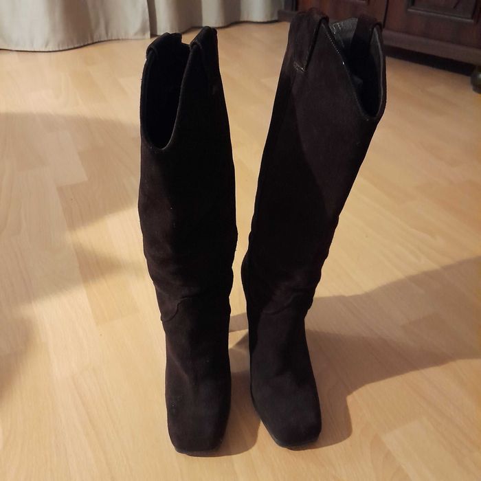 Fendi, kozaki zamszowe