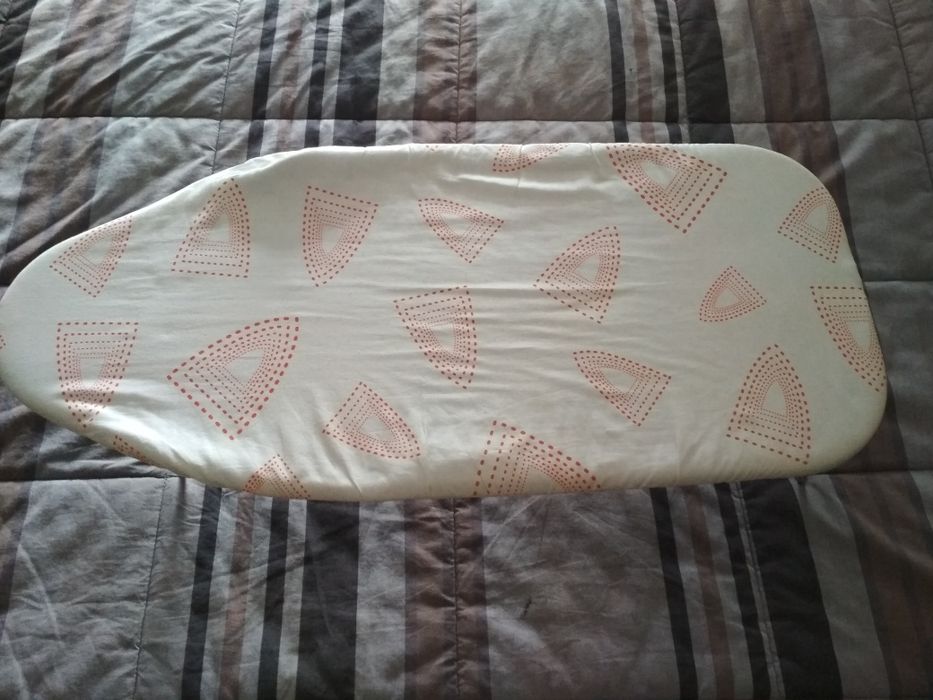 Portable Ironing Board64575310625409120