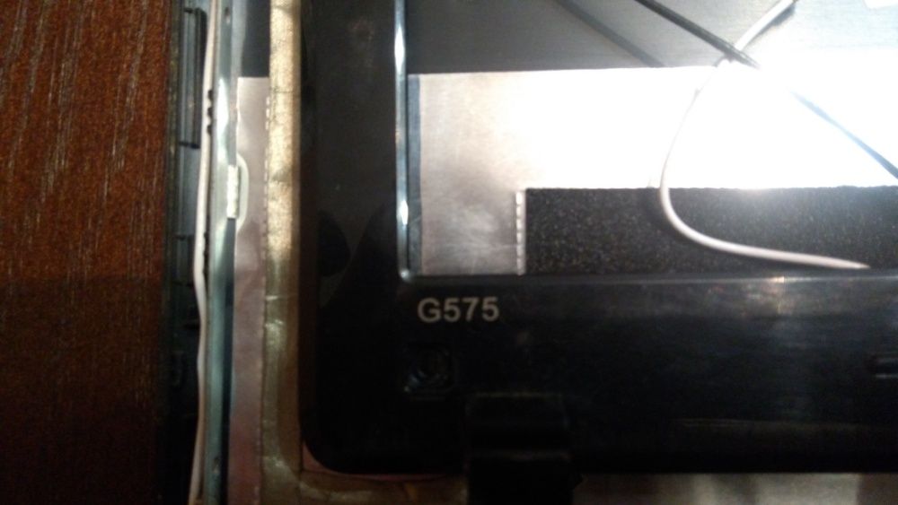 Lenovo G575 верхня частина без матриці